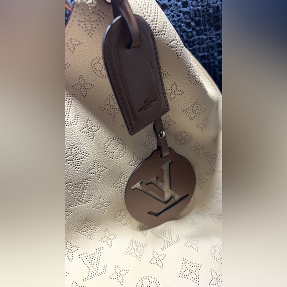 Fall 2021 (view on stamp tag) Louis Vuitton CARMEL - Picture 12 of 12